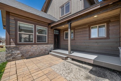 This 3,260 sq ft 4-bedroom, 2.5-bathroom home with a bonus room on McCall Municipal Golf Course in Idaho - for sale on GolfHomes.com, golf home, golf lot