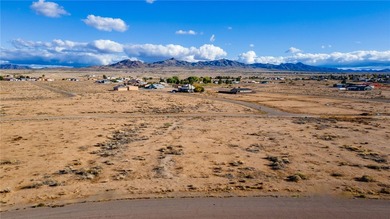 Welcome to this -acre (.25 acre) vacant lot located in the on Valle Vista Golf Course in Arizona - for sale on GolfHomes.com, golf home, golf lot