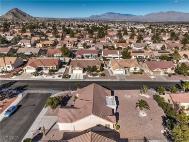 Pristine home in Sun City Summerlin. Premium location. Large on Highland Falls Golf Club in Nevada - for sale on GolfHomes.com, golf home, golf lot