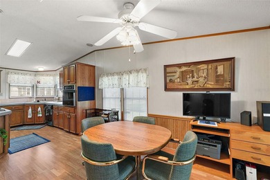 An Affordable Find in a Fantastic Community; This 1990 Palm on Plantation Golf Club in Florida - for sale on GolfHomes.com, golf home, golf lot