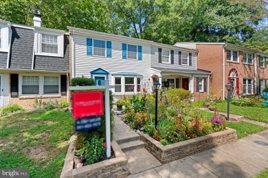 Don't miss this magnificently updated townhome in popular on Hobbits Glen Golf Course in Maryland - for sale on GolfHomes.com, golf home, golf lot