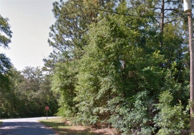 This property is located in the beautiful subdivision of Citrus on Citrus Springs Country Club in Florida - for sale on GolfHomes.com, golf home, golf lot