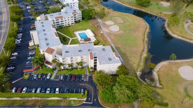 LOWER PRICE FOR 3/2 CONDO WITH GOLF. SUNNY FLORIDA OPPORTUNITY on Poinciana Golf Club in Florida - for sale on GolfHomes.com, golf home, golf lot