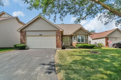 Welcome to this inviting 2-bedroom, 2-bath ranch-style Burton on The Links at Carillon in Illinois - for sale on GolfHomes.com, golf home, golf lot