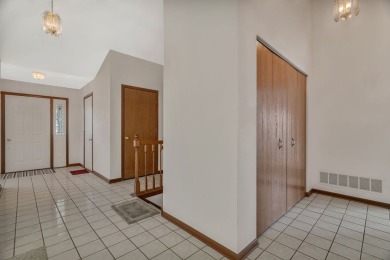 Welcome to this inviting 2-bedroom, 2-bath ranch-style Burton on The Links at Carillon in Illinois - for sale on GolfHomes.com, golf home, golf lot