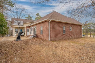 DISCOVER this exceptional one-owner home located on the golf on Glenwood Country Club in Arkansas - for sale on GolfHomes.com, golf home, golf lot