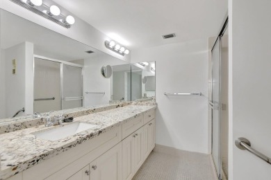 2BED/2BATH IN DESIRABLE GATED COMMUNITY OF HUNTINGTON LAKES! on Marina Lakes Golf Course in Florida - for sale on GolfHomes.com, golf home, golf lot