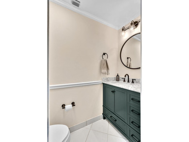 Welcome to this beautiful 4-bedroom, 3.5-bath townhome in on PGA National Golf Club in Florida - for sale on GolfHomes.com, golf home, golf lot