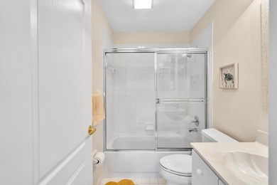 Welcome to this beautiful 4-bedroom, 3.5-bath townhome in on PGA National Golf Club in Florida - for sale on GolfHomes.com, golf home, golf lot