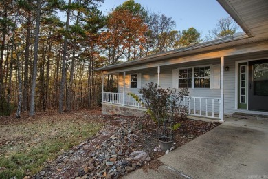 Darling home nestled on a cul-de-sac, surrounded by the Coronado on Coronado Golf Course in Arkansas - for sale on GolfHomes.com, golf home, golf lot