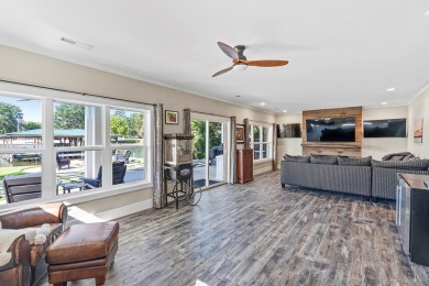 Waterfront Beauty in Grand Harbor - $1,200,000  Welcome to 520 on The Patriot Golf Club At Grand Harbor in South Carolina - for sale on GolfHomes.com, golf home, golf lot