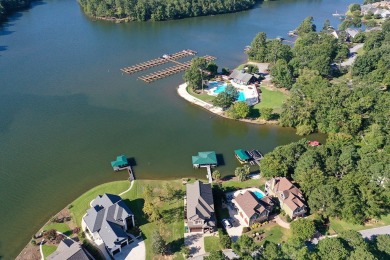 Waterfront Beauty in Grand Harbor - $1,200,000  Welcome to 520 on The Patriot Golf Club At Grand Harbor in South Carolina - for sale on GolfHomes.com, golf home, golf lot