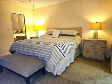 2/2 DELUXE MODEL IN EXCELLENT CONDITION,TURN-KEY, CLEAN AND MOVE on Wynmoor Golf Course in Florida - for sale on GolfHomes.com, golf home, golf lot