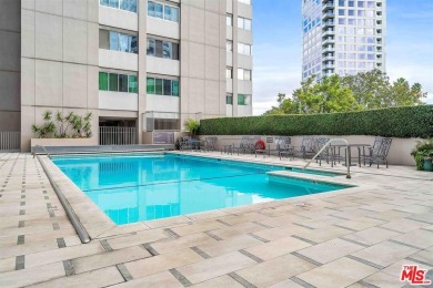 STUNNING NORTH FACING CONDO IN THE COMSTOCK! This beautifully on Los Angeles Country Club in California - for sale on GolfHomes.com, golf home, golf lot