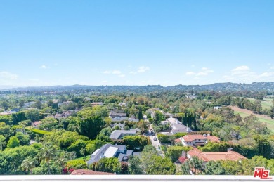STUNNING NORTH FACING CONDO IN THE COMSTOCK! This beautifully on Los Angeles Country Club in California - for sale on GolfHomes.com, golf home, golf lot