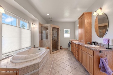 Custom 4BR/2.5BA Single Level Home with Bonus Room on the 18th on Twin Lakes Village Golf Course in Idaho - for sale on GolfHomes.com, golf home, golf lot