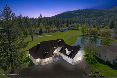 Custom 4BR/2.5BA Single Level Home with Bonus Room on the 18th on Twin Lakes Village Golf Course in Idaho - for sale on GolfHomes.com, golf home, golf lot