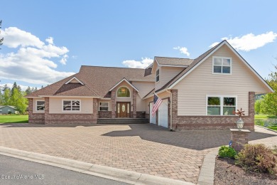 Custom 4BR/2.5BA Single Level Home with Bonus Room on the 18th on Twin Lakes Village Golf Course in Idaho - for sale on GolfHomes.com, golf home, golf lot
