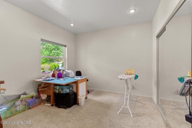 Custom 4BR/2.5BA Single Level Home with Bonus Room on the 18th on Twin Lakes Village Golf Course in Idaho - for sale on GolfHomes.com, golf home, golf lot