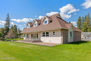 Custom 4BR/2.5BA Single Level Home with Bonus Room on the 18th on Twin Lakes Village Golf Course in Idaho - for sale on GolfHomes.com, golf home, golf lot