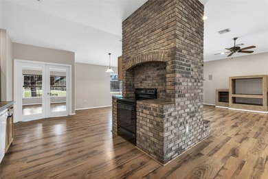 One or more photo(s) has been virtually staged. NEW FLOORING In on Deep Creek Golf Club in Florida - for sale on GolfHomes.com, golf home, golf lot