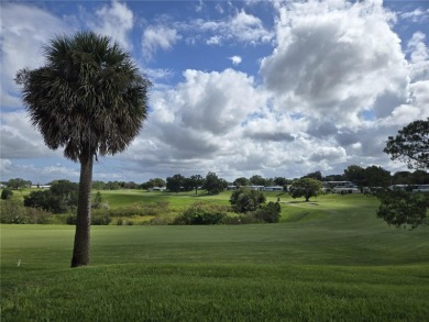 ZELLWOOD STATION 2 Bedroom 2 bath home located in Citrus Ridge on Zellwood Station Country Club in Florida - for sale on GolfHomes.com, golf home, golf lot