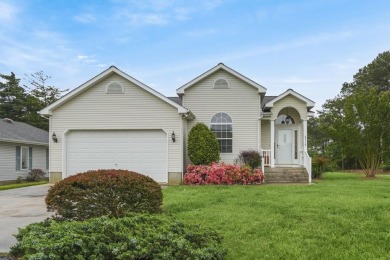 3/1618 3 BR 2/BA 1928 sq ft., Rancher with 2 car garage on Captains Cove Golf and Yacht Club in Virginia - for sale on GolfHomes.com, golf home, golf lot