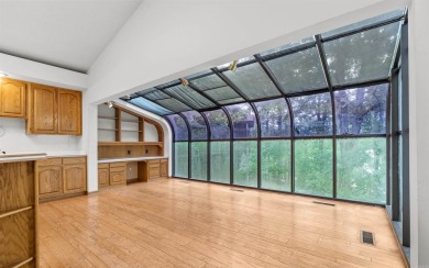 Lake Cortez WATERFRONT! 3Bed+Den/3.5Bath - Great Opportunity to on Cortez Golf Course in Arkansas - for sale on GolfHomes.com, golf home, golf lot