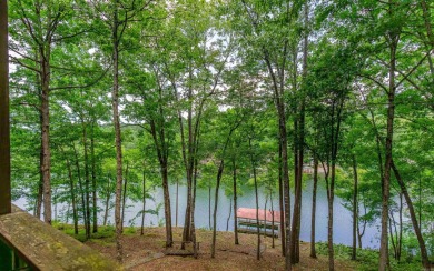 Lake Cortez WATERFRONT! 3Bed+Den/3.5Bath - Great Opportunity to on Cortez Golf Course in Arkansas - for sale on GolfHomes.com, golf home, golf lot