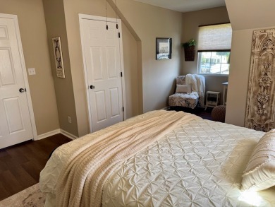 Why settle when you can have it all? This updated 4 bed, 2 bath on Captains Cove Golf and Yacht Club in Virginia - for sale on GolfHomes.com, golf home, golf lot