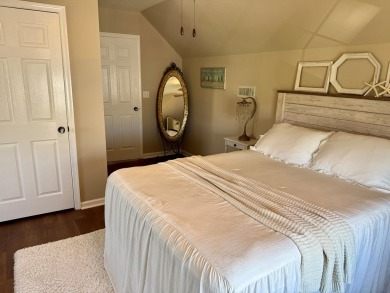 Why settle when you can have it all? This updated 4 bed, 2 bath on Captains Cove Golf and Yacht Club in Virginia - for sale on GolfHomes.com, golf home, golf lot