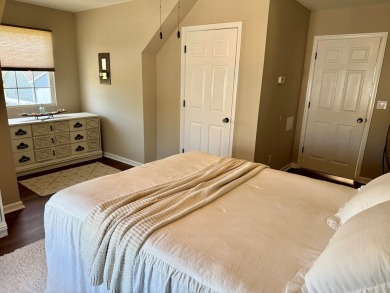 Why settle when you can have it all? This updated 4 bed, 2 bath on Captains Cove Golf and Yacht Club in Virginia - for sale on GolfHomes.com, golf home, golf lot