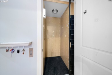 Luxury End-Unit Condo - Resort-Style Living in Gated Camas on Camas Meadows Golf Club in Washington - for sale on GolfHomes.com, golf home, golf lot