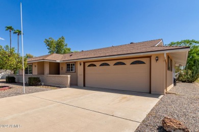 Enjoy the best of active adult living in this charming 3-bedroom on Sun City Country Club in Arizona - for sale on GolfHomes.com, golf home, golf lot