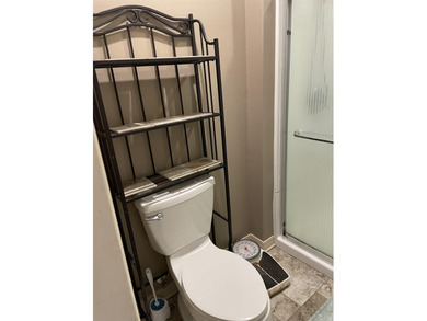 Charming 4-Bedroom home. Nestled in a serene and picturesque on Mountain Ranch Golf Club in Arkansas - for sale on GolfHomes.com, golf home, golf lot