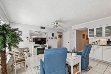 RARE END UNIT - 3 BEDROOM, 3 BATH CONDO IN *ON TOP OF THE WORLD* on On Top Of The World Golf Course in Florida - for sale on GolfHomes.com, golf home, golf lot