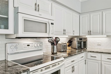 RARE END UNIT - 3 BEDROOM, 3 BATH CONDO IN *ON TOP OF THE WORLD* on On Top Of The World Golf Course in Florida - for sale on GolfHomes.com, golf home, golf lot