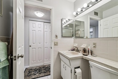 RARE END UNIT - 3 BEDROOM, 3 BATH CONDO IN *ON TOP OF THE WORLD* on On Top Of The World Golf Course in Florida - for sale on GolfHomes.com, golf home, golf lot