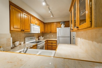 Welcome to this 2 bed/2 bath FURNISHED condominium. Featuring 2 on Mountain Ranch Golf Club in Arkansas - for sale on GolfHomes.com, golf home, golf lot