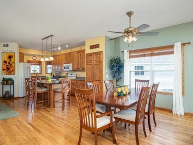 Immaculate detached townhome in the sought-after Fairway on The Ponds Golf Club in Minnesota - for sale on GolfHomes.com, golf home, golf lot