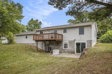 This property is a must see! Three bedroom, 2 bath, walkout on The Links of Bowen Lake in Michigan - for sale on GolfHomes.com, golf home, golf lot