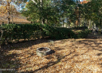 LOOKING FOR AN INVESTMENT OPPORTUNITY? Primary? Vacation on Lockwood Folly Country Club in North Carolina - for sale on GolfHomes.com, golf home, golf lot