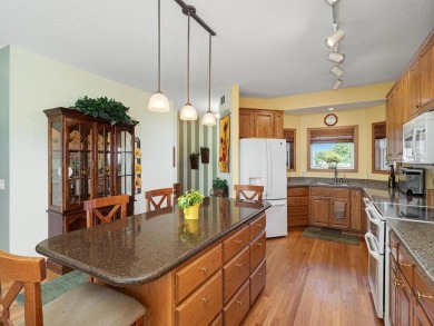Immaculate detached townhome in the sought-after Fairway on The Ponds Golf Club in Minnesota - for sale on GolfHomes.com, golf home, golf lot