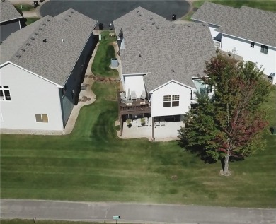 Immaculate detached townhome in the sought-after Fairway on The Ponds Golf Club in Minnesota - for sale on GolfHomes.com, golf home, golf lot