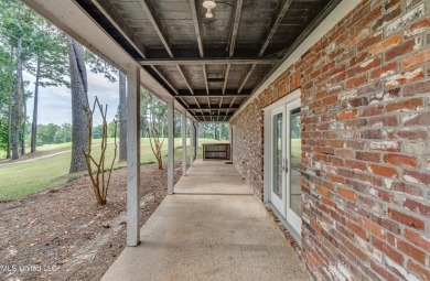 You don't want to miss this beautiful and spacious home located on Bay Pointe Golf and Resort in Mississippi - for sale on GolfHomes.com, golf home, golf lot