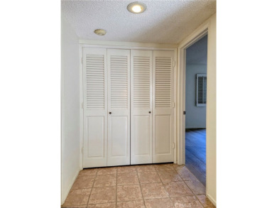 Wonderful lower end unit Catalina model with panoramic beautiful on Leisure Village Par 3 Golf Course in California - for sale on GolfHomes.com, golf home, golf lot