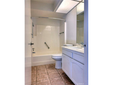 Wonderful lower end unit Catalina model with panoramic beautiful on Leisure Village Par 3 Golf Course in California - for sale on GolfHomes.com, golf home, golf lot