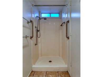 Wonderful lower end unit Catalina model with panoramic beautiful on Leisure Village Par 3 Golf Course in California - for sale on GolfHomes.com, golf home, golf lot