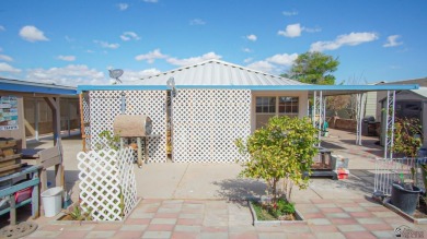 Foothills home with mountain views! This spacious doublewide on Las Barrancas Golf Course in Arizona - for sale on GolfHomes.com, golf home, golf lot