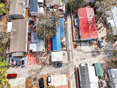 Located in a highly desirable oceanfront community, this 3BR/2BA on Arcadian Shores Golf Club in South Carolina - for sale on GolfHomes.com, golf home, golf lot